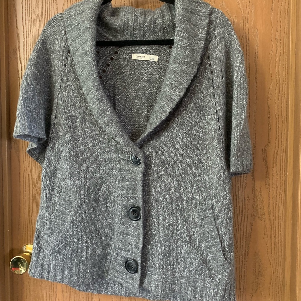 Women’s Large short sleeve sweater